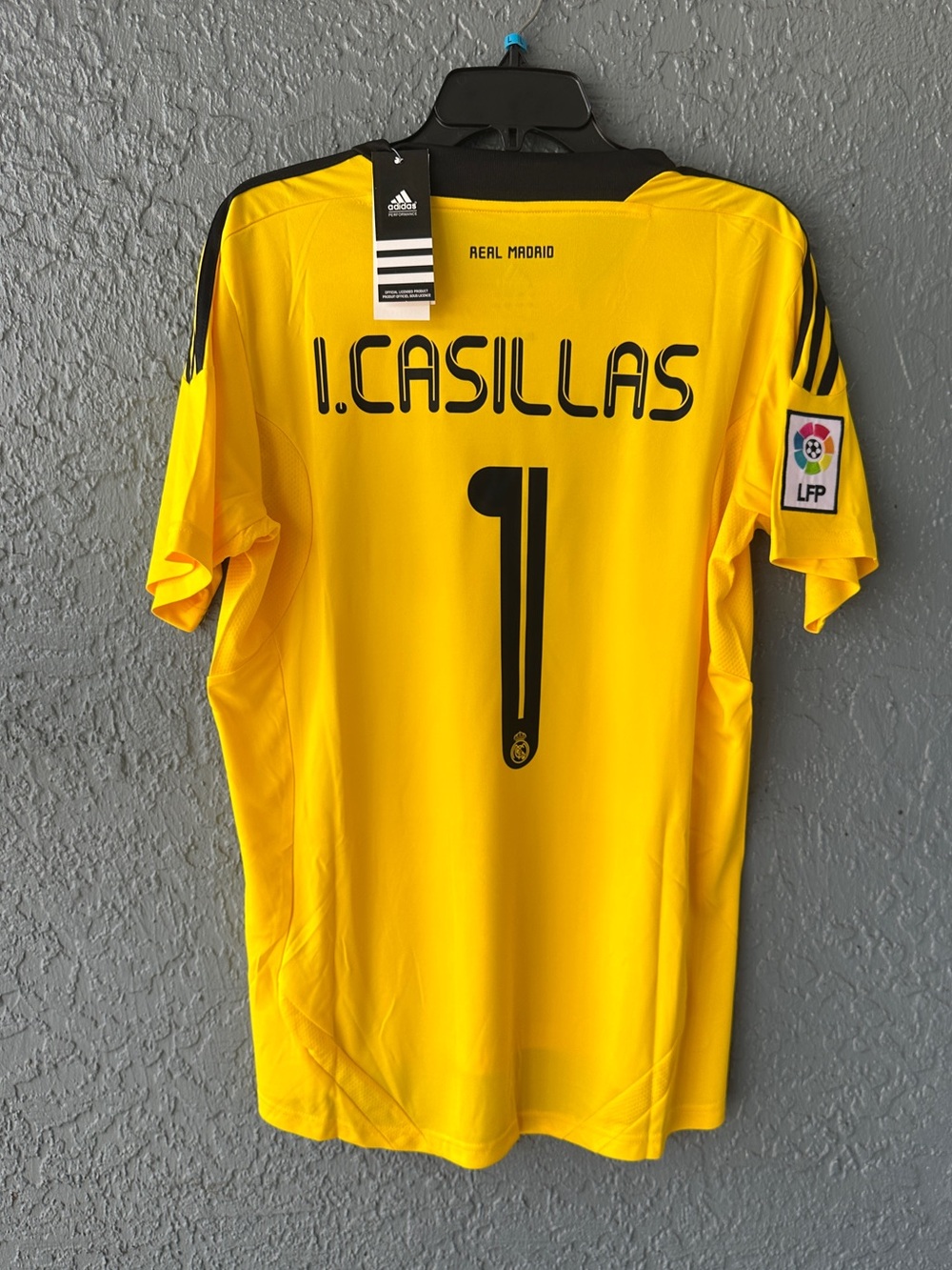 Casillas Real Madrid 2011/12 Soccer Jersey Yellow Men